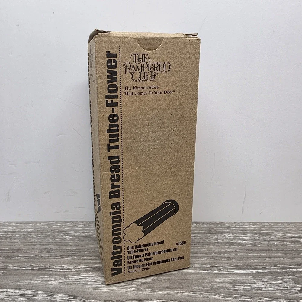 NEW! The Pampered Chef Valtrompia Bread Tube Flower #1550 Makes Beautiful Bread!